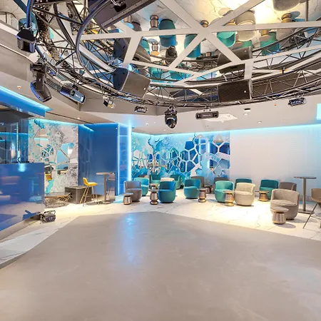 Calyptus Kirman Premium ホテル