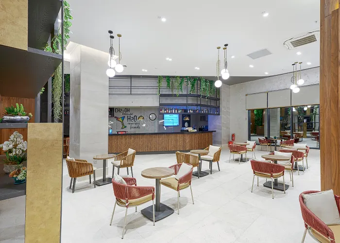 Calyptus Kirman Premium 5* Side